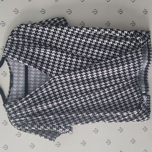 Tua Large B&W Houndstooth Top